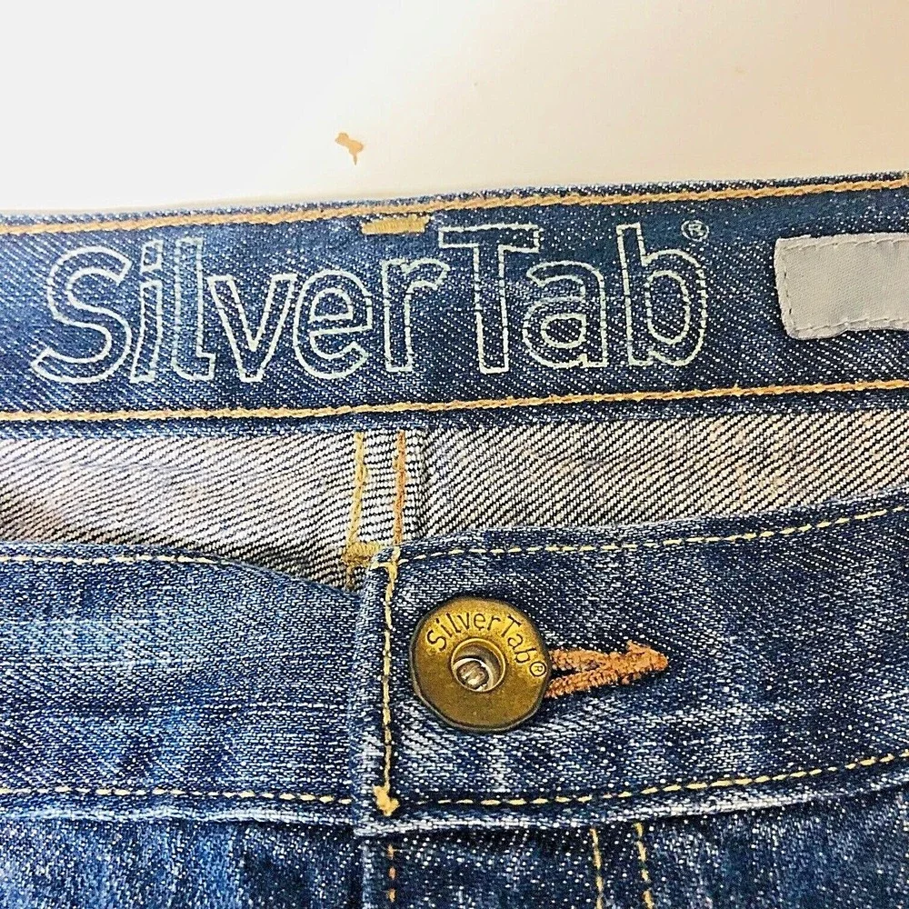 Vintage Levi's SILVER TAB Jeans Bootcut Med Wash Leather Patch Mens 34‎ 36x31